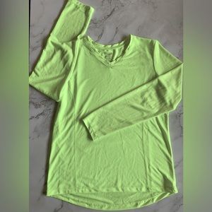 Danskin long sleeve drimore shirt